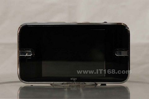点击查看下一张爱国者 MP-F965R(2G)MP5播放器图片