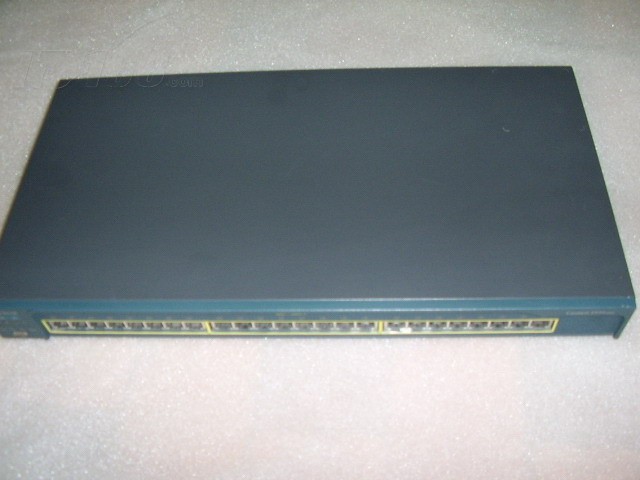 点击查看下一张CISCO WS-C2950G-24-EI网络交换机图片