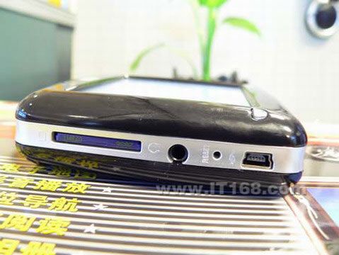点击查看下一张新航线 NC389GPS设备及软件图片