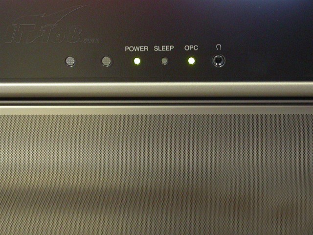 点击查看下一张夏普 LCD-52G7液晶电视图片