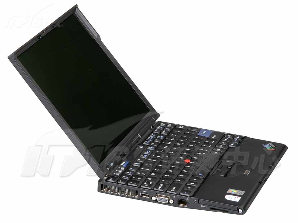 1英寸 处理器型号:intel 酷睿双核 l2400 其他性能:防溅水设计,集成
