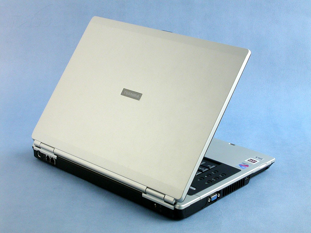 东芝satellite m40 psm40q-04c00f笔记本产品图片11