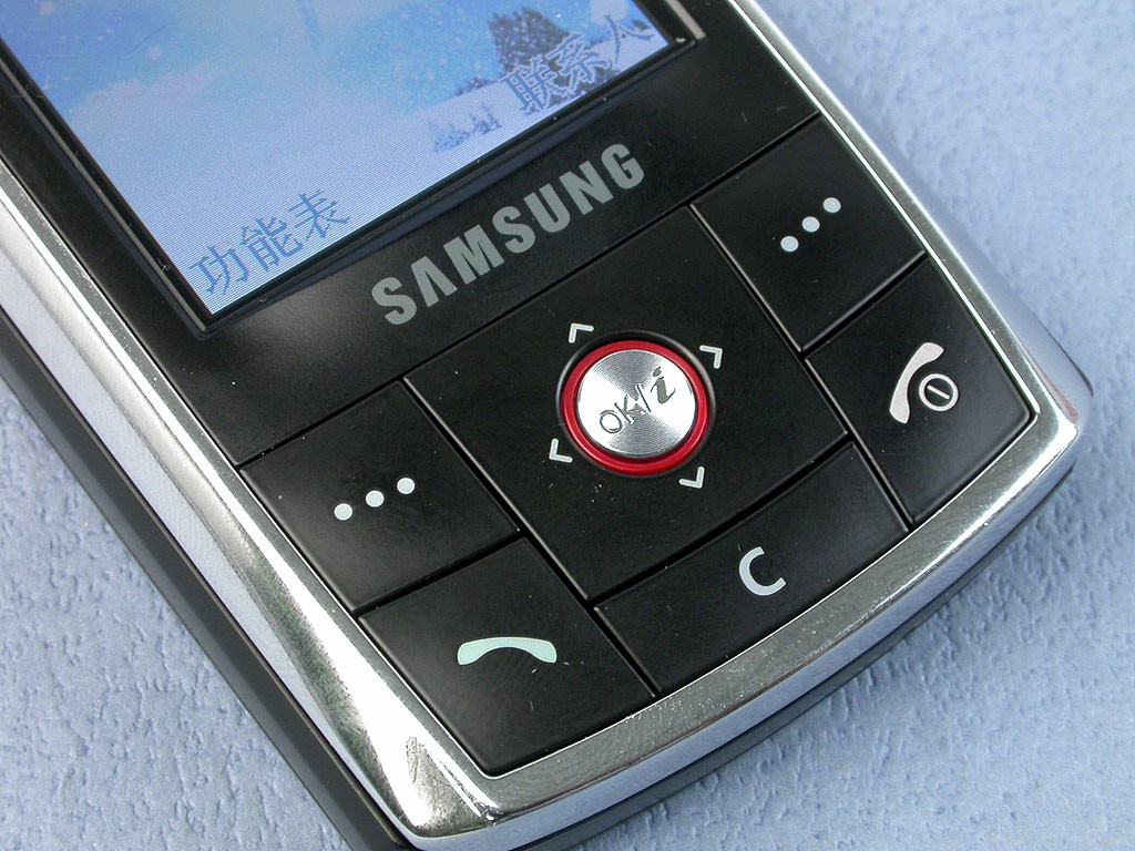 三星sgh-d808手机产品图片15