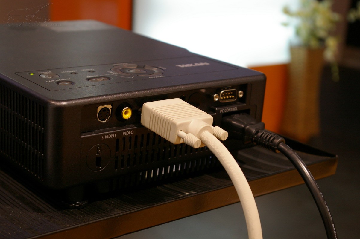 普乐士kg-ps1100投影机产品图片6