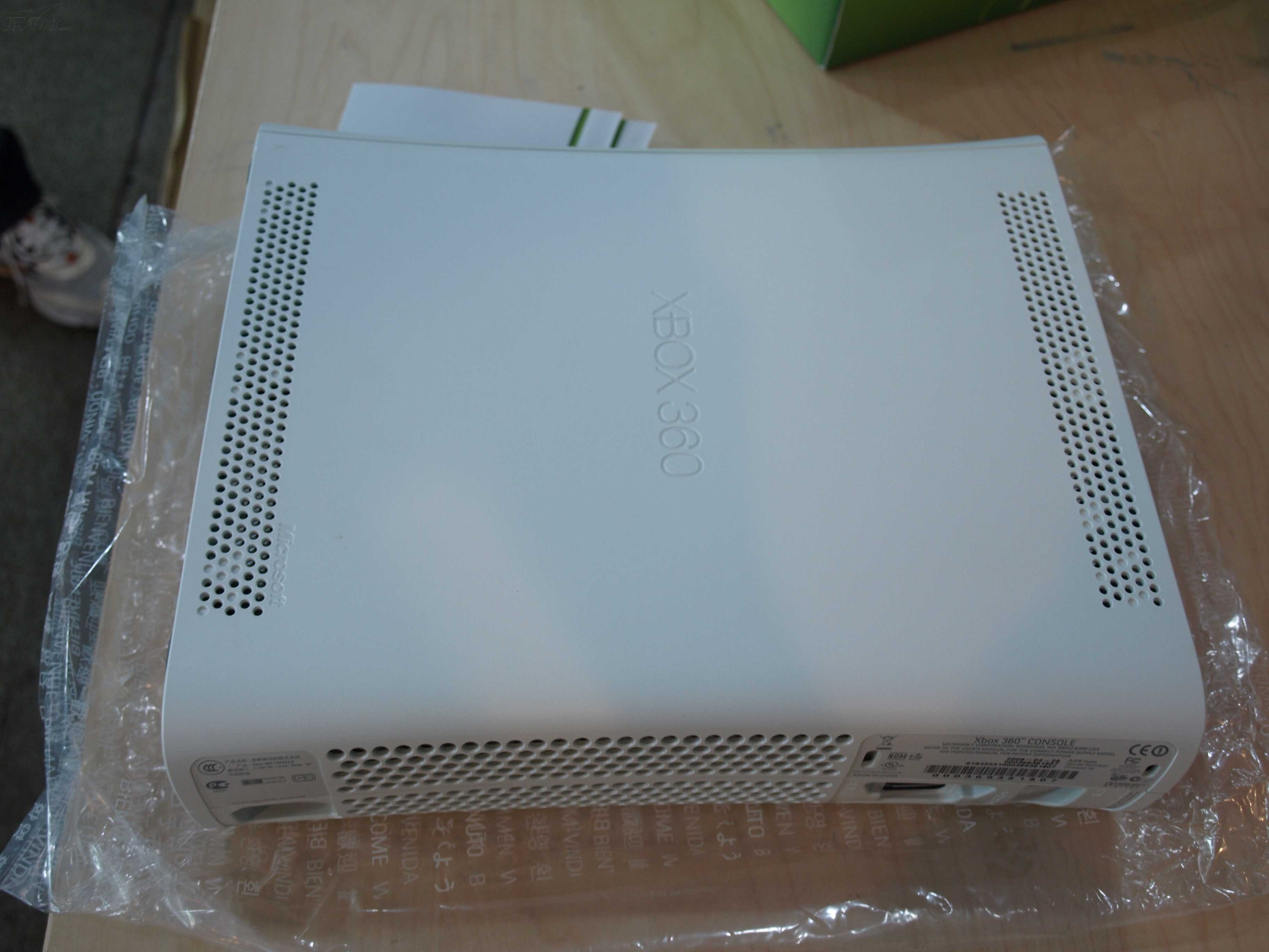 微软xbox360(韩版简版双65纳米)游戏机产品图片30