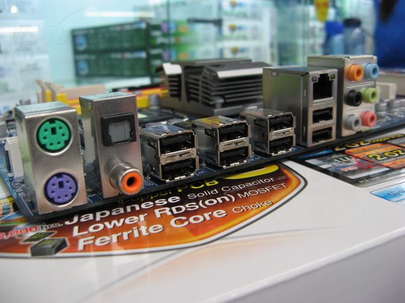 技嘉ga-ep45-ud3l主板产品图片15