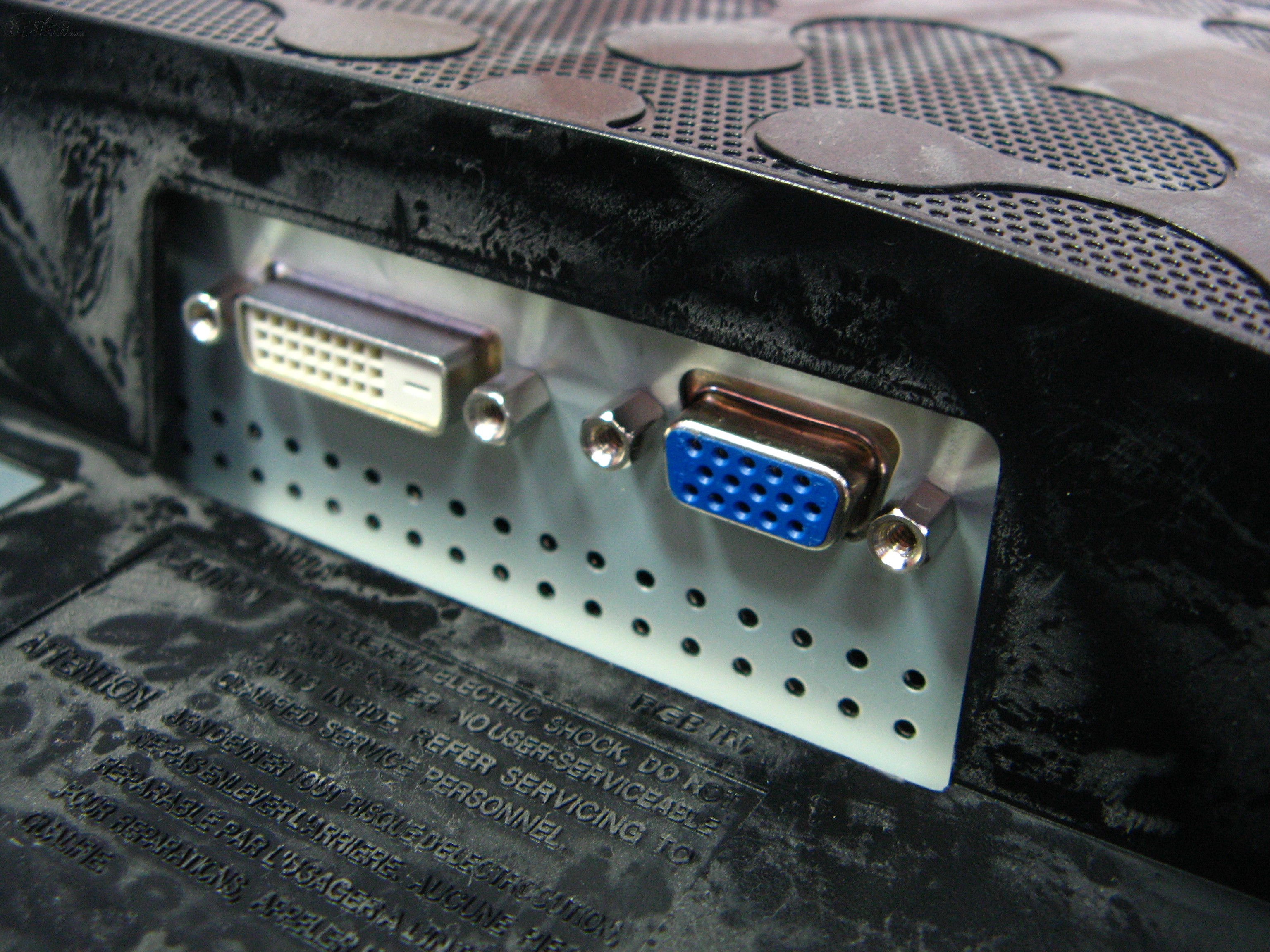 参考报价: ￥1590 面板类型:tn 视频接口:dvi 屏幕比例:16:9 对比度