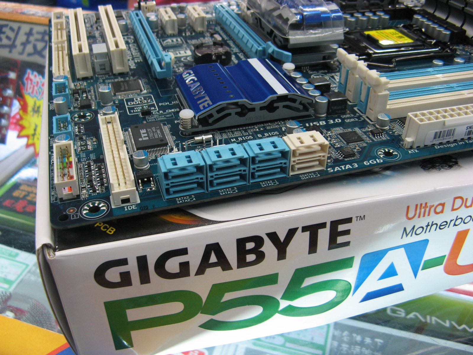 技嘉ga-p55a-ud4主板产品图片7