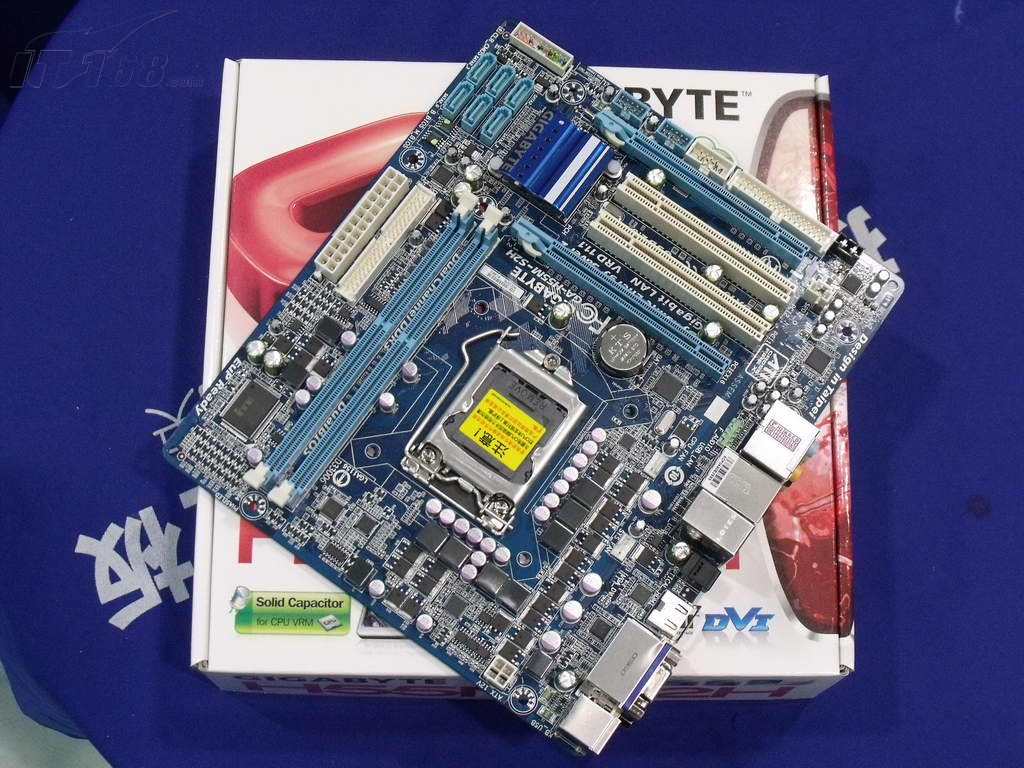 技嘉ga-h55m-s2h主板产品图片2