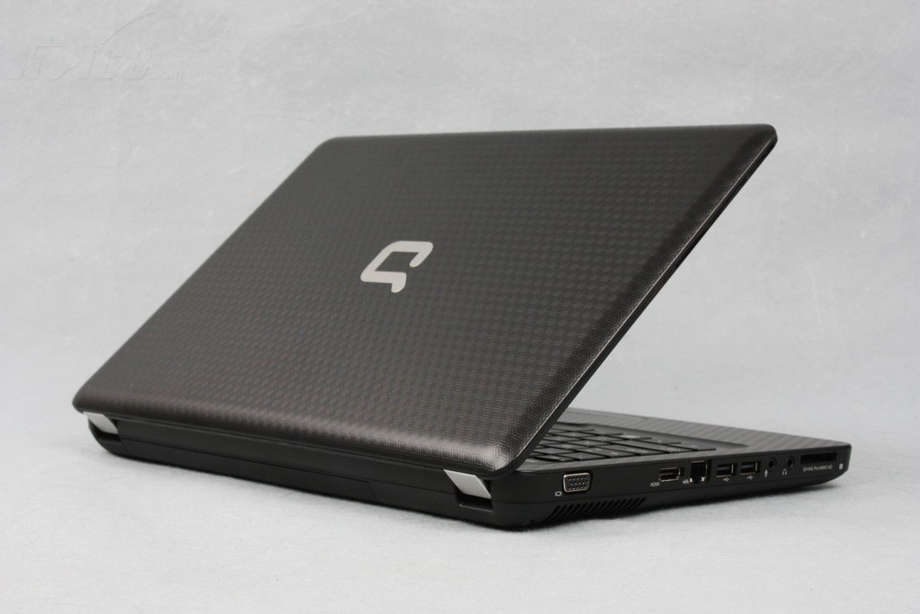 笔记本玩游戏很二所以自己买本从来是集显的cq42 后面的型号呢惠普有