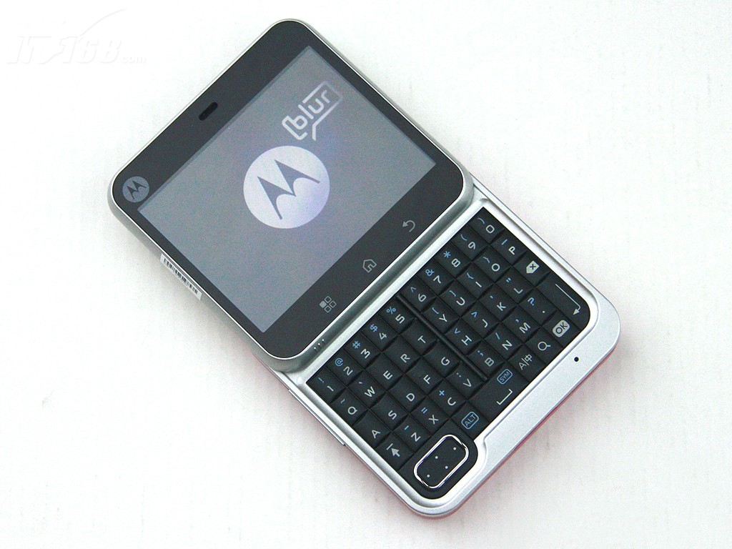 摩托罗拉me511 flipout粉色图片3素材-it168手机图片大全