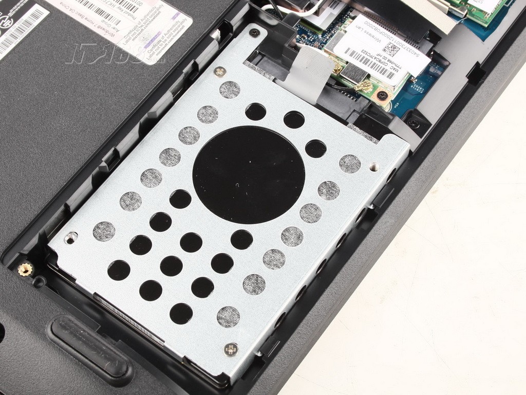 宏碁4560g-63424g50mnbb硬盘仓图片