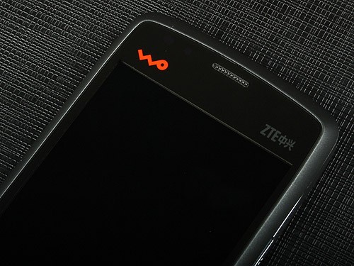 中兴v880 3g手机(黑色)wcdma/gsm图片_it168触屏版