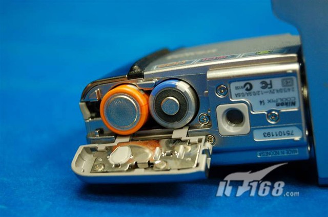 尼康coolpix s4数码相机产品图片32(32/126)