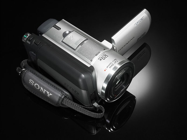索尼dcrsr100e