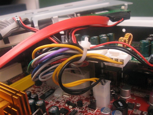 参考报价: ￥1499 cpu型号:intel 赛扬双核 t1600 1.66ghz cpu频率:1.