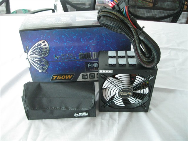 振华白金冰蝶750w(sf-750p14pe)电源产品图片1(1/17)