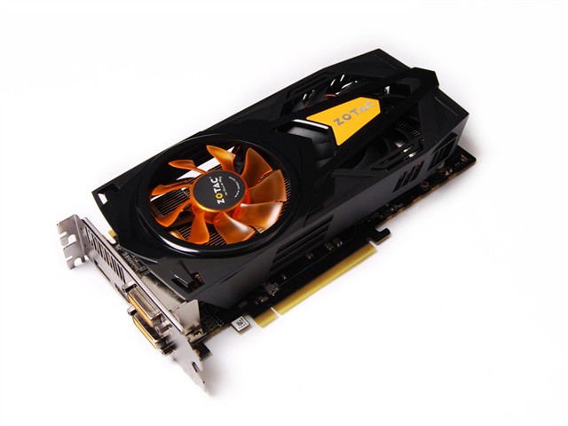 索泰gtx560ti-2gd5 毀滅者 dtc ha45度正面圖片(2/8)