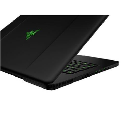 雷蛇灵刃blade pro 17.