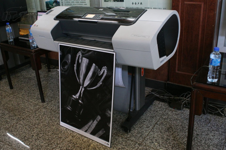 惠普designjet t1100ps(q6684a)(610毫米)图片_it168触屏版>