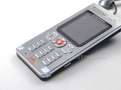 深圳高端音乐索爱w888c仅3千出头